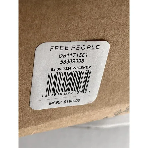 FREE PEOPLE Women's Whiskey Brown Essential Chelsea Boot NIB Size 36 - Picture 6 of 9